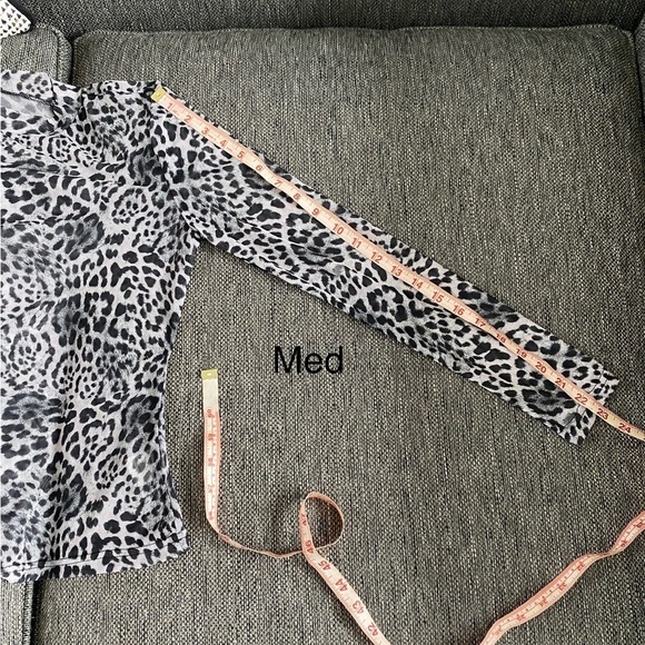 Leopard top long sleeve sheer small and medium New NWT - Picture 14 of 14